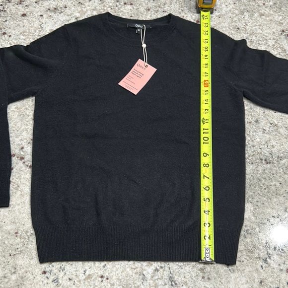 Mongolian Cashmere Crewneck Sweater - Picture 7 of 9